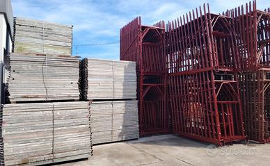 Usato giardino ponteggi