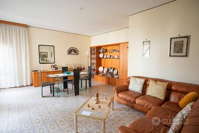 Via dei Vittorini Ampio Pentavano Luminosissimo