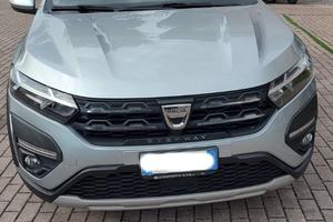 dacia sandero stepway in perfette condizioni