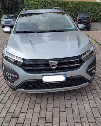 dacia sandero stepway in perfette condizioni
