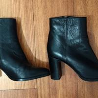 Stivaletti neri donna