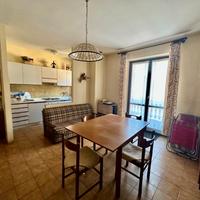 Accogliente appartamento con terrazza e box