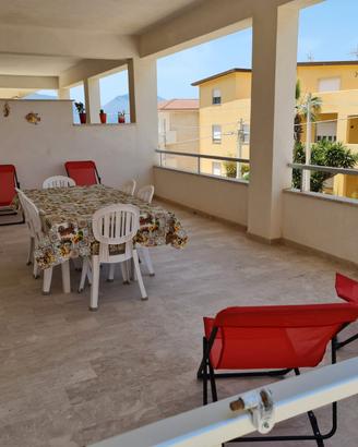 Alcamo Marina Casa Vacanze spiaggia a 100m