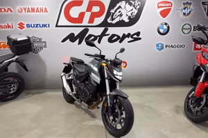 Honda Hornet 750 NUOVA KM0
