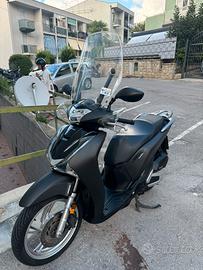 Honda SH 125i 2019 nero opaco