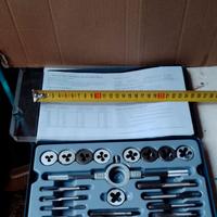 KIT FILETTATURA NUOVO MAI USATO