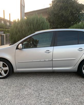 VW GOLF 5ª serie 1.6 Benzina-Gpl