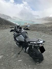Bmw r 1200 gs adv, al mare, in montagna o al lago,