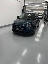 Fiat 500 500e Berlina 42 kWh Icon