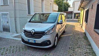 Renault Trafic 9 posti