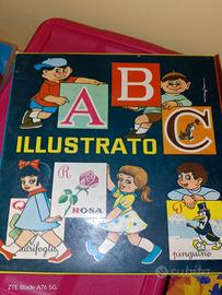 ABC illustrato. Cubi didattici vintage