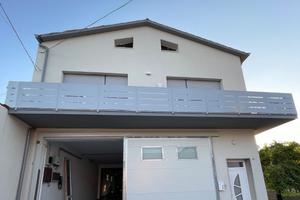 Casa singola annesso capannone artigianale