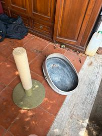 Vascetta e gioco per gatto