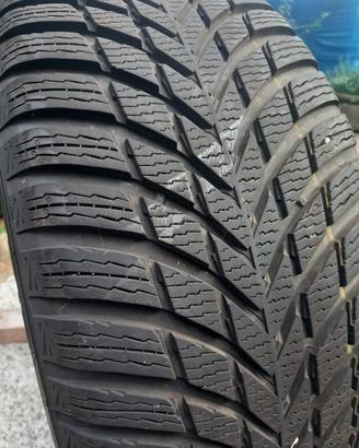 4 Pneumatici Invernali Nokian Snowproof 235/55/R17