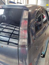 Fanale posteriore destro OPEL MERIVA del 2006