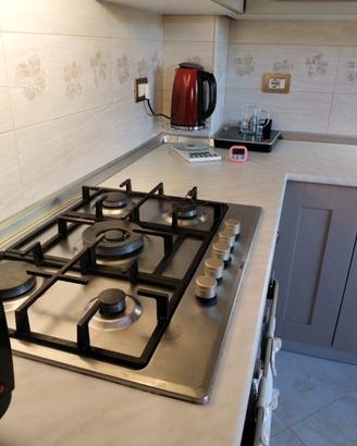 Cucina in legno tamburato