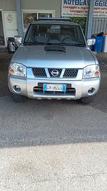 nissan Navarra 