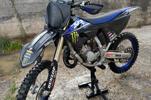 Yamaha y 125 2024 monster edition