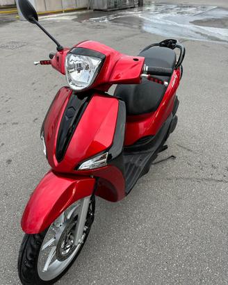 Piaggio Liberty 50 rosso 2024