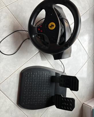 Volante con pedali Thrustmaster ps3/pc