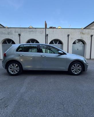 Volkswagen Golf VII 2014