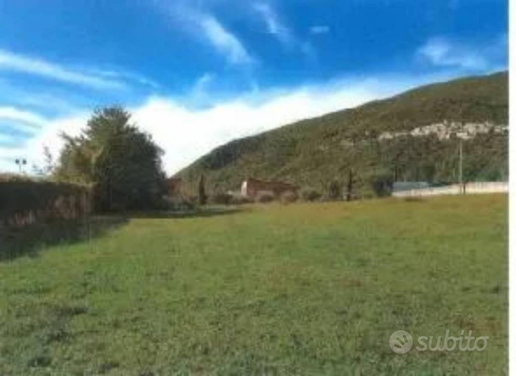 Immobile in asta di 2260 m² a Castel Sant'Angelo - Vista 2
