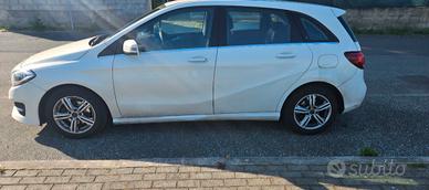MERCEDES CLASSE B180