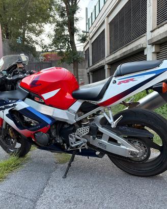 Honda CBR 929