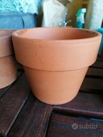 3 vasi di terracotta per piante 