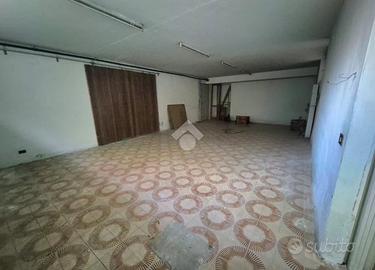 MAGAZZINO A CORNATE D'ADDA