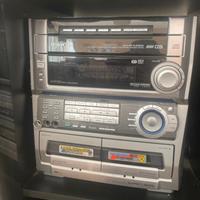 Stereo con mangia disco anni 2000