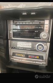 Stereo con mangia disco anni 2000