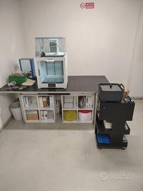 STAZIONE DI STAMPA 3D ATTREZZATA PER Metalli