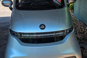 AUTO SCOOTER ELETTRICO PER ANZIANI/DISABILI