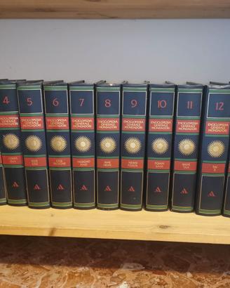 Enciclopedia Generale Mondadori 14 volumi+ Atlante