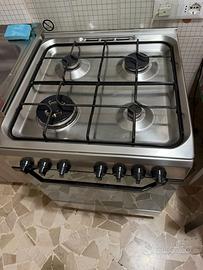 Cucina a gas indesit