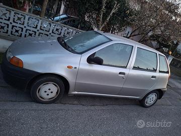 acetto le oferte fiat punto anno 94               