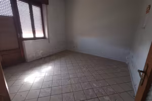 Villa di 200 m² con più di 5 locali a Riposto
