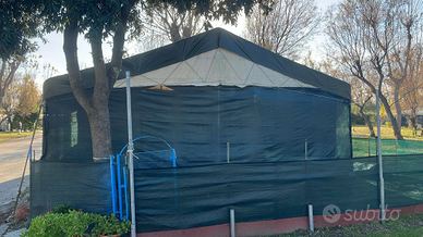 Roulotte e copertura comacchio