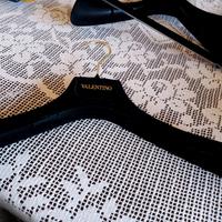 porta abiti Valentino