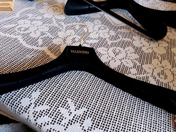 porta abiti Valentino