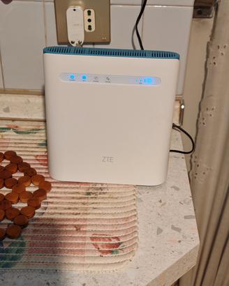 Router 4G ZTE MF286D Banda Tripla 802.11ac