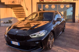 Bmw 118 118d 5p. Colorvision Edition MSPORT