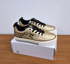 Sneakers Platform ragazza,Oro e nero,borchie,N.40