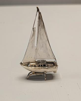 Barca a vela miniatura vintage in argento 925