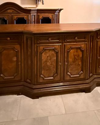 Mobile buffet in legno massello in stile classico