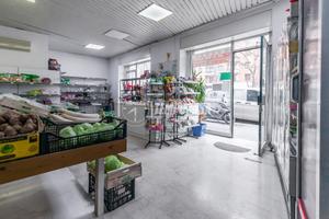 Negozio a Milano Viale Edoardo Jenner 2 locali