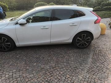 Volvo V40 d3 5 cilindri