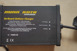 Carica batterie minn kota