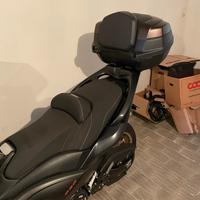 bauletto 50L  + staffa Yamaha t-max 2012-2016